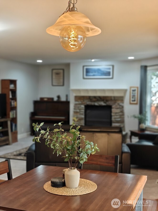 9127 Northeast 160th Place Bothell, WA 98011 - Photo 12 of 36