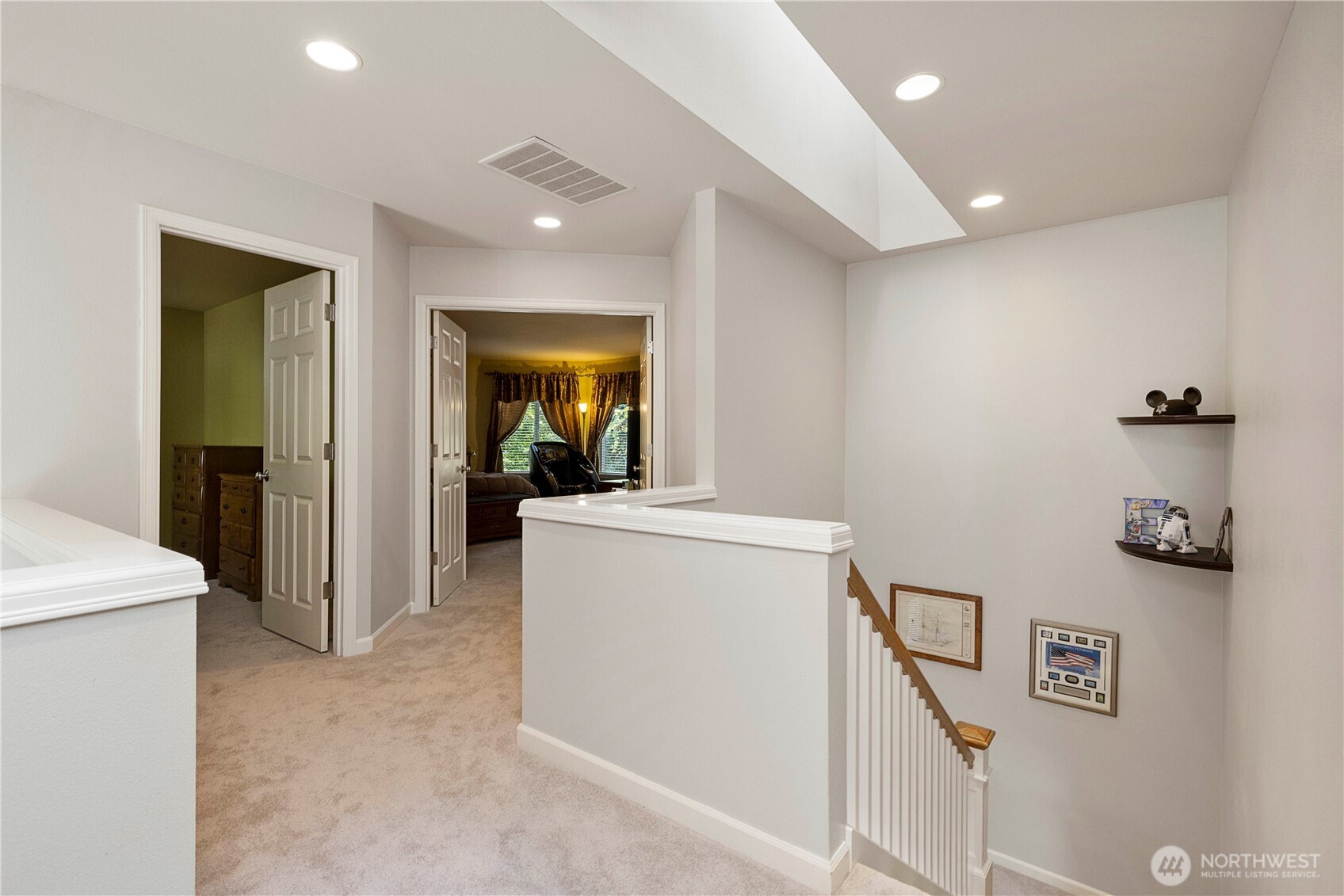 9127 Northeast 160th Place Bothell, WA 98011 - Photo 19 of 36