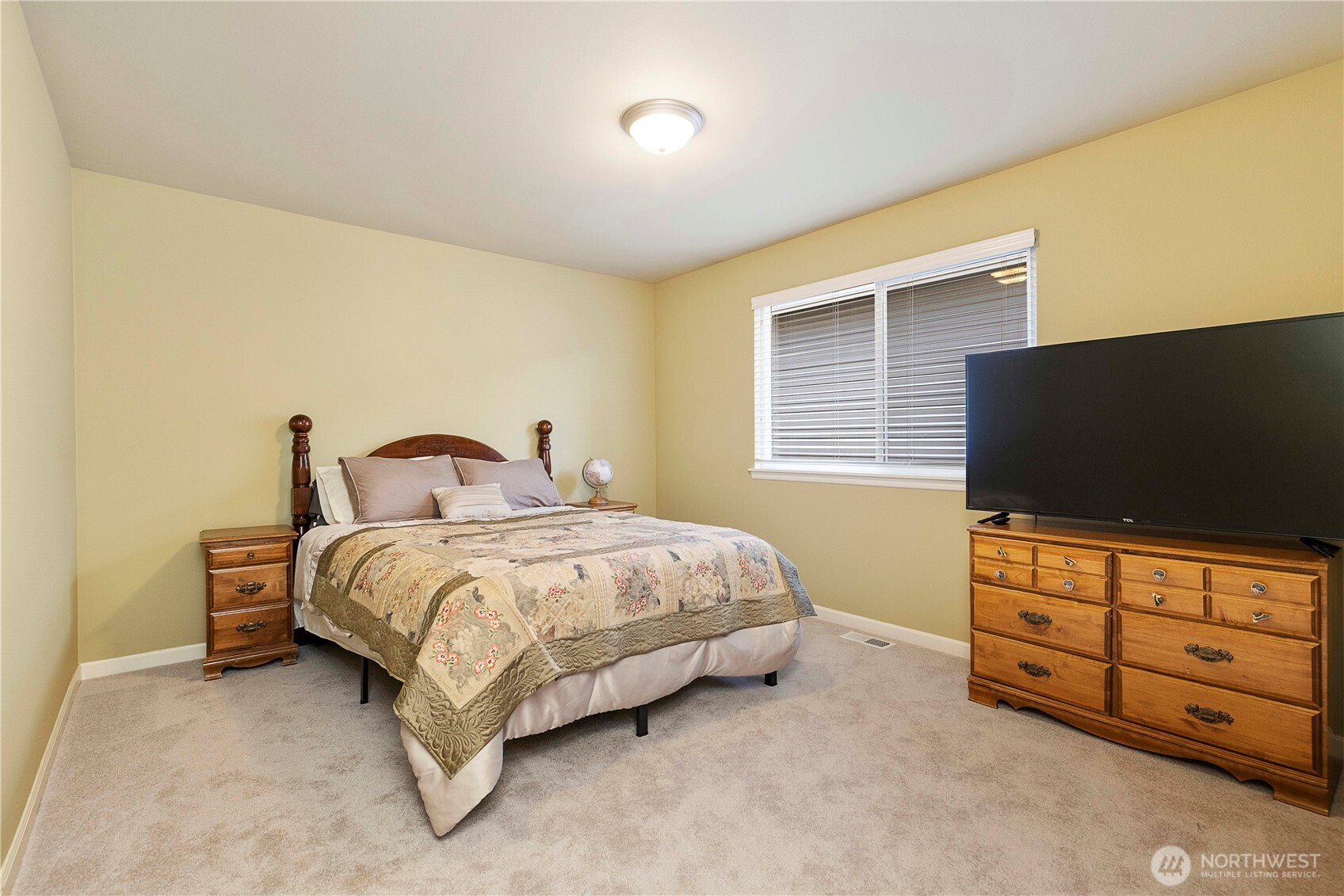 9127 Northeast 160th Place Bothell, WA 98011 - Photo 28 of 36