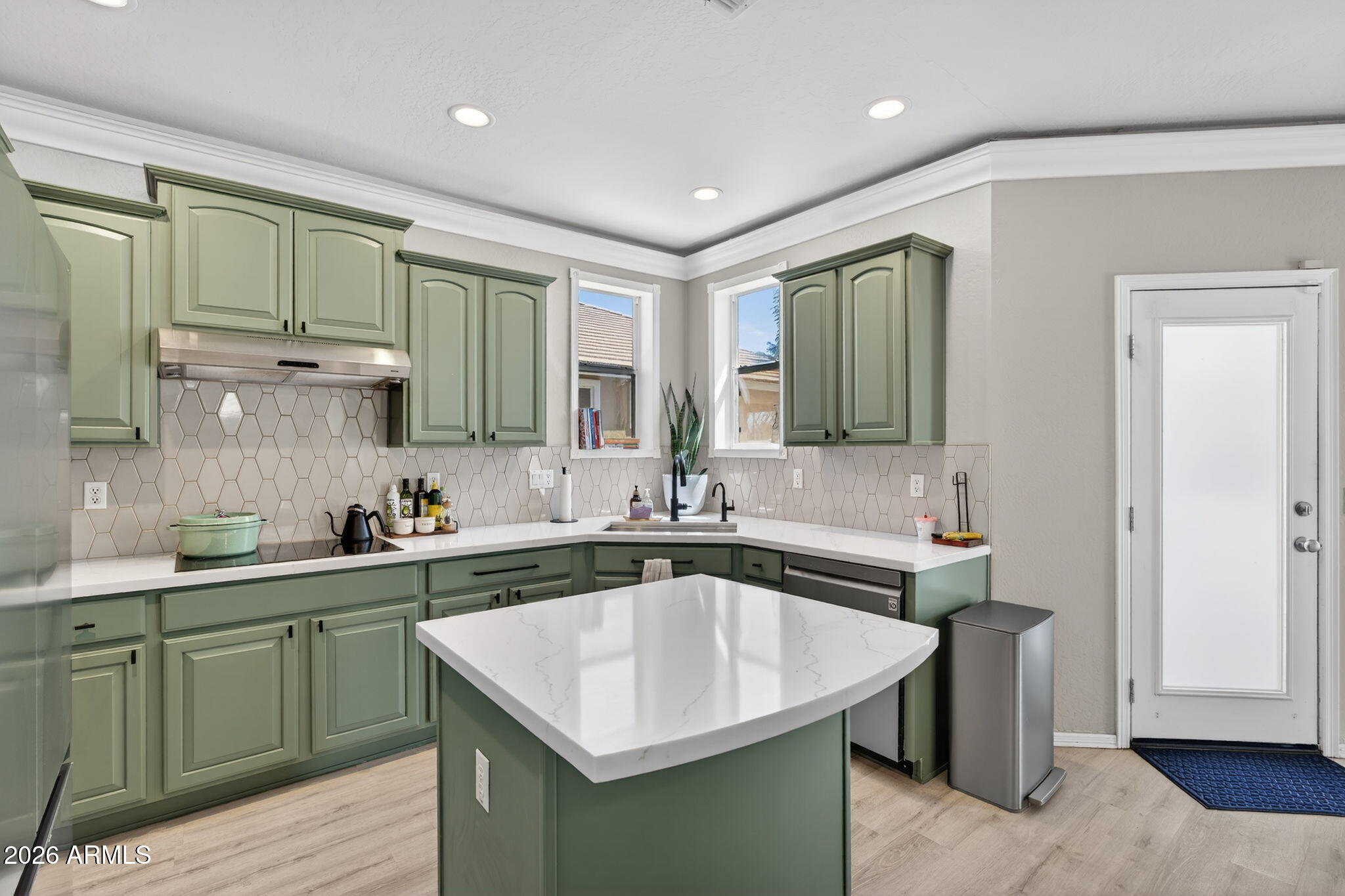 2643 East Valencia Street Gilbert, AZ 85296 - Photo 19 of 52 Kitchen