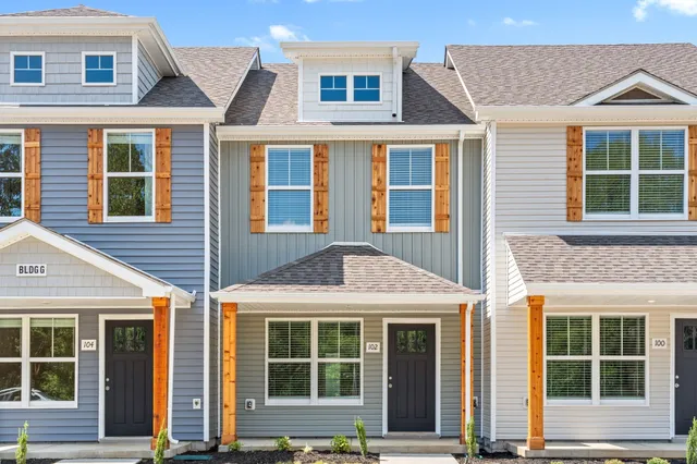 $1,295 | 102 Quarry Point Drive, Clarksville, TN 37043
