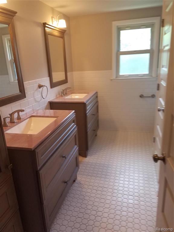 750 Willard Avenue Rochester, MI 48307 - Photo 21 of 25