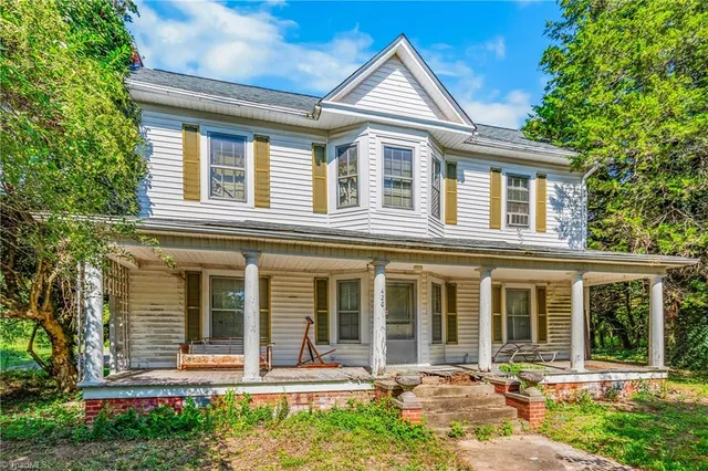 $325,000 | 420 Carolina Avenue, Yadkinville, NC 27055