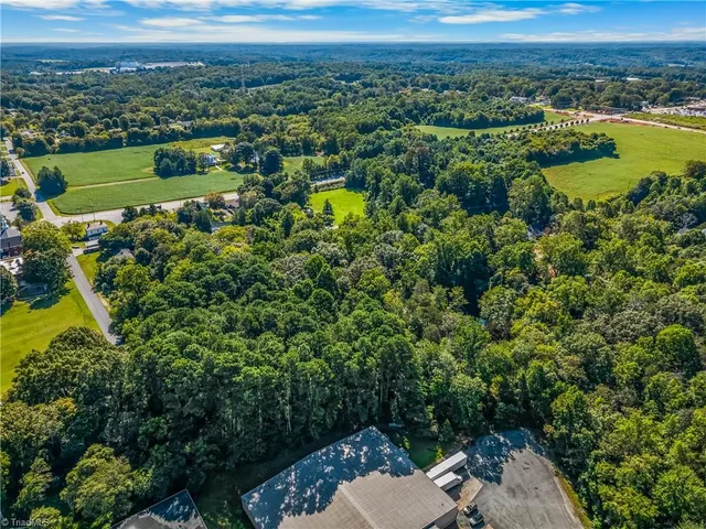 $325,000 | 420 Carolina Avenue, Yadkinville, NC 27055