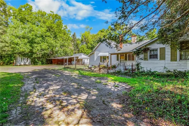 $325,000 | 420 Carolina Avenue, Yadkinville, NC 27055