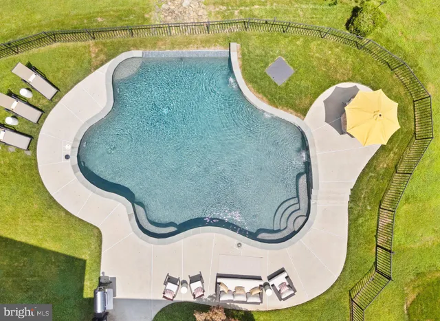 $2,750,000 | 22077 Oatlands Road, Aldie, VA 20105