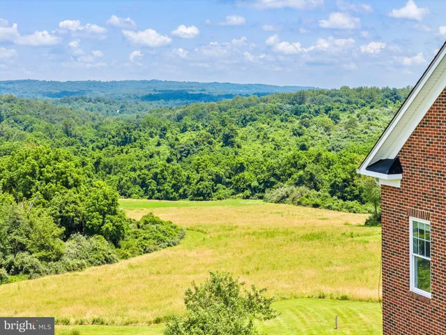 $2,750,000 | 22077 Oatlands Road, Aldie, VA 20105