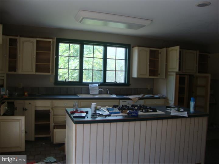 47 Beckers Road Temple, PA 19560 - Photo 3 of 24