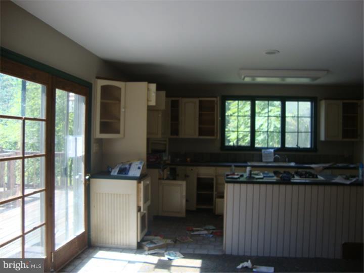47 Beckers Road Temple, PA 19560 - Photo 4 of 24
