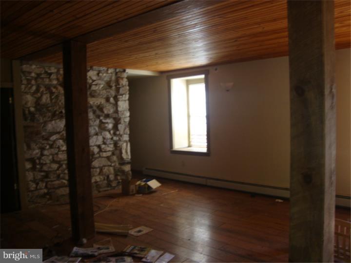 47 Beckers Road Temple, PA 19560 - Photo 8 of 24