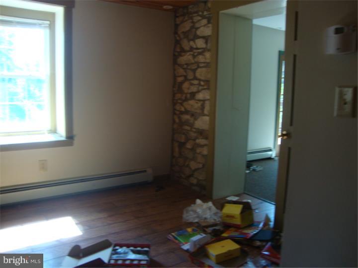 47 Beckers Road Temple, PA 19560 - Photo 9 of 24