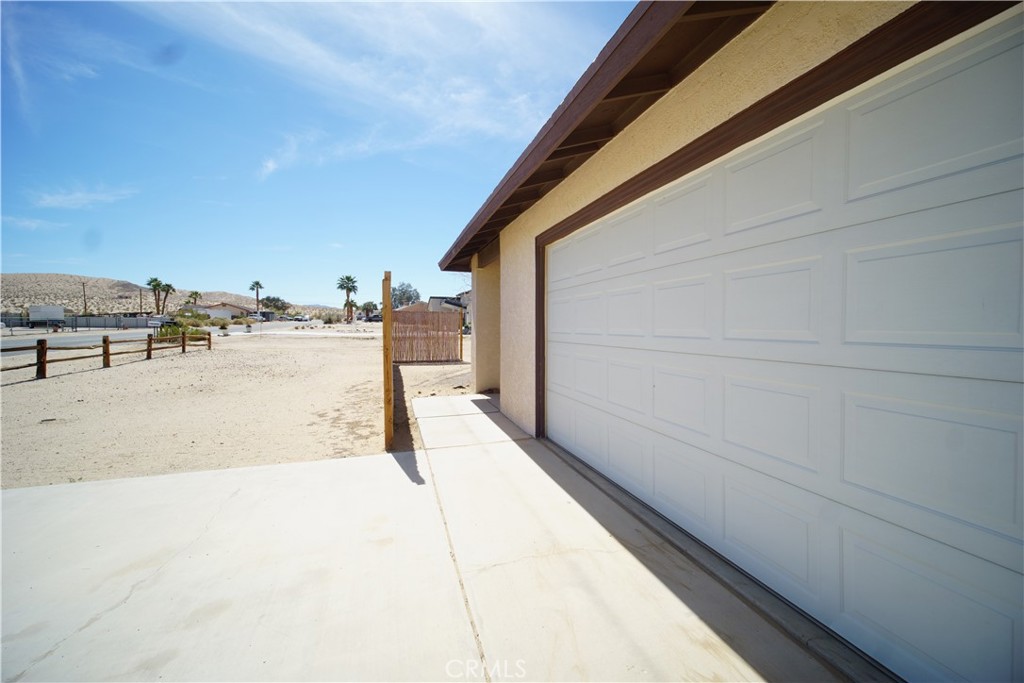 4818 Round Up Road Twentynine Palms, CA 92277 - Photo 19 of 25