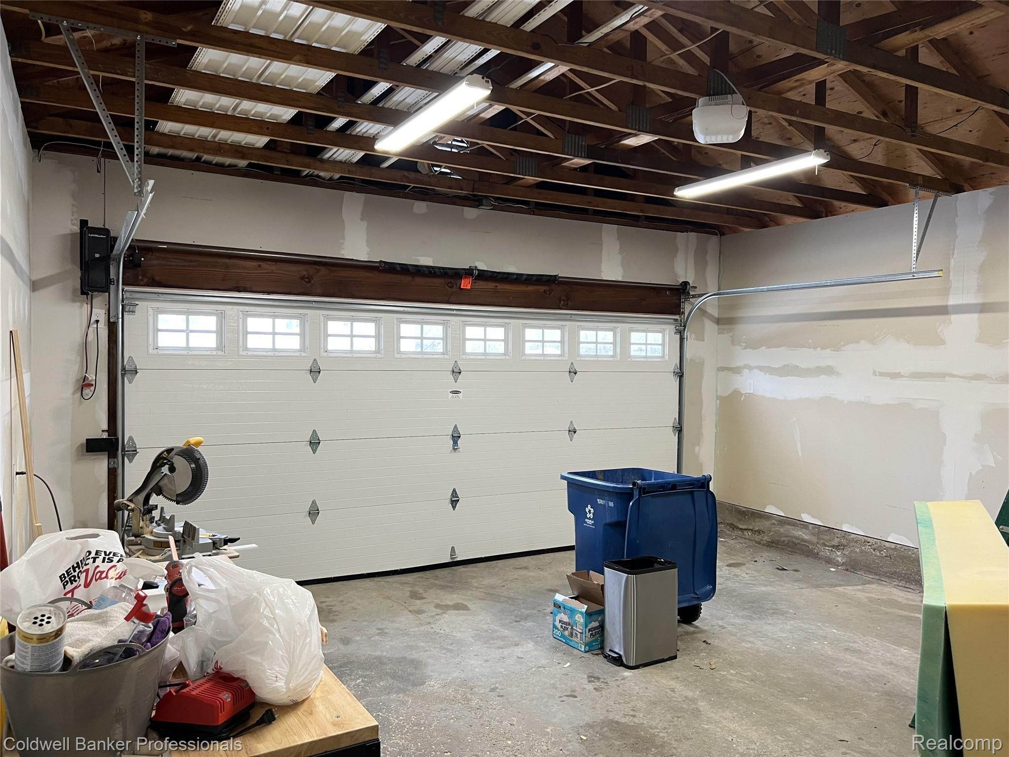 705 Huntington Road Grand Blanc, MI 48439 - Photo 28 of 29 Drywalled Garage