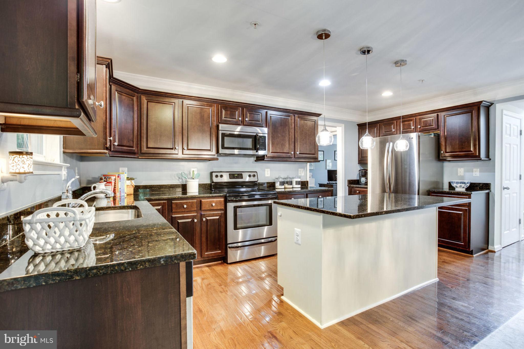6944 Meadowlake Road New Market, MD 21774 - Photo 9 of 30 Kitchen