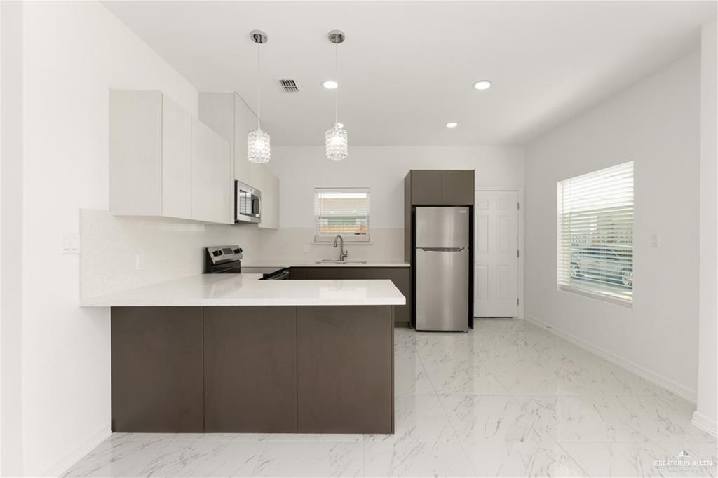 5712 Notre Dame Avenue, Unit 2 Mission, TX 78573 - Photo 3 of 11