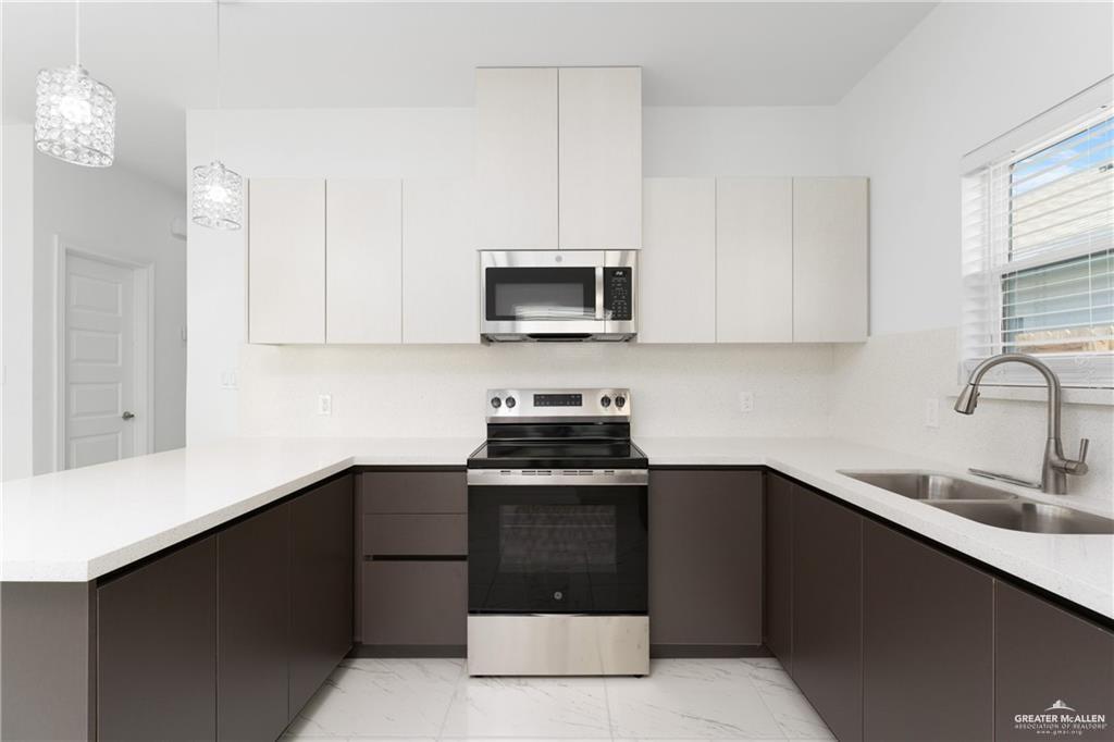 5712 Notre Dame Avenue, Unit 2 Mission, TX 78573 - Photo 4 of 11