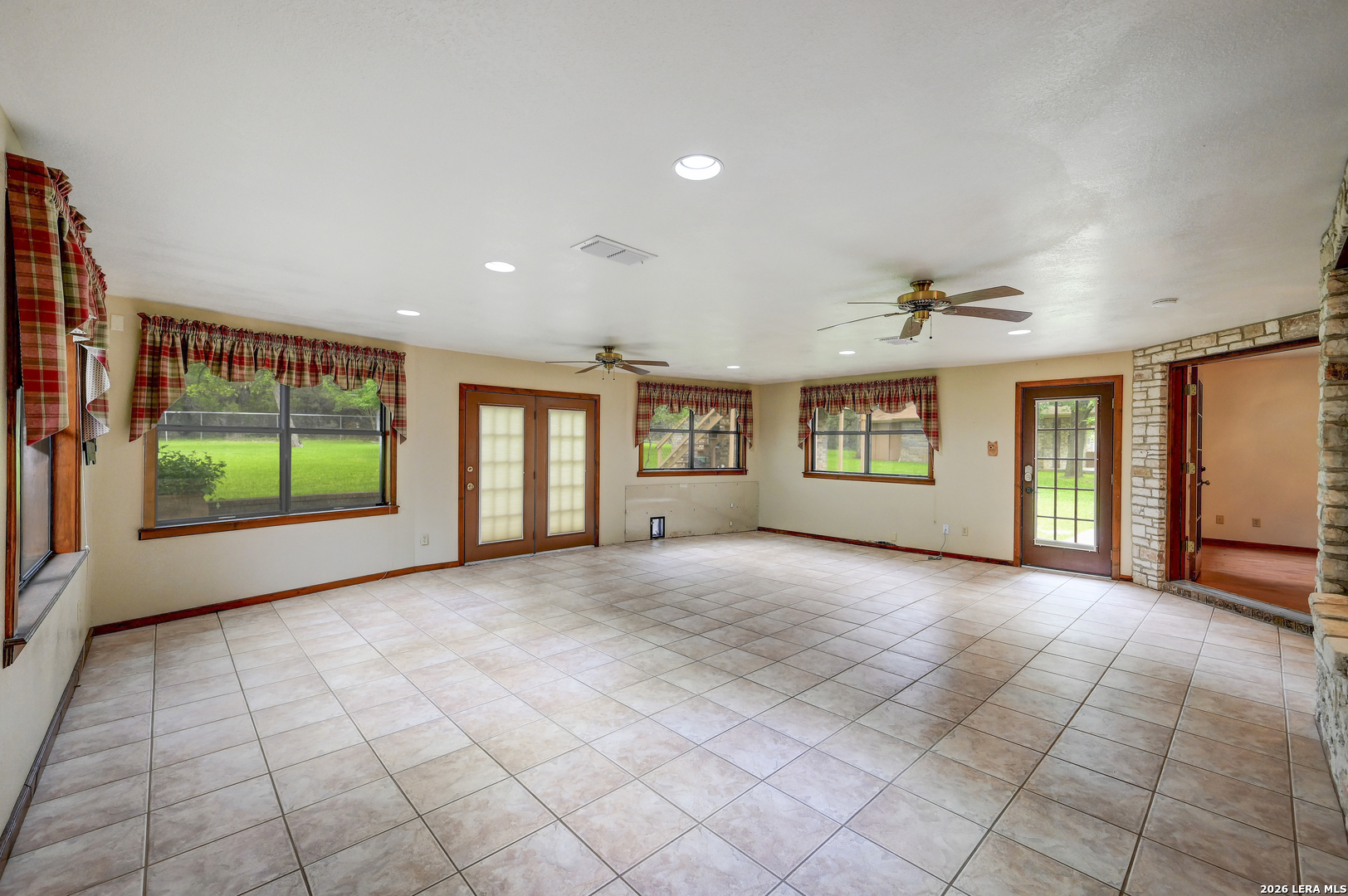 365 Buffalo Spring Road New Braunfels, TX 78132 - Photo 19 of 45