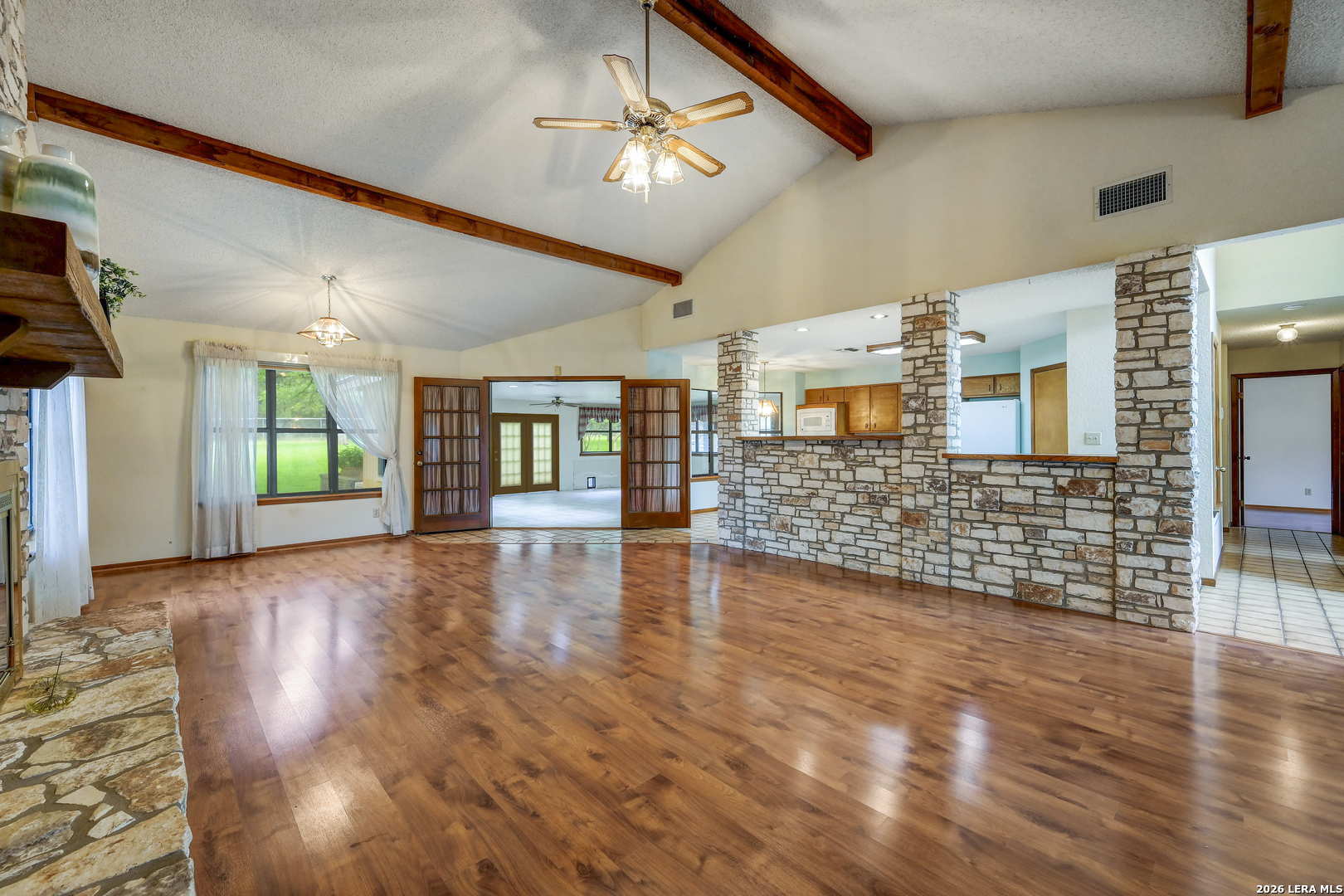 365 Buffalo Spring Road New Braunfels, TX 78132 - Photo 3 of 45