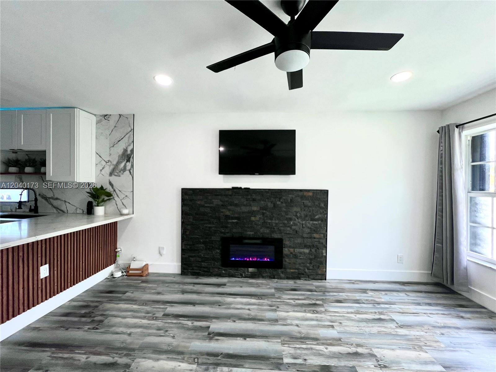 2425 Southwest 26th Lane Miami, FL 33133 - Photo 6 of 22