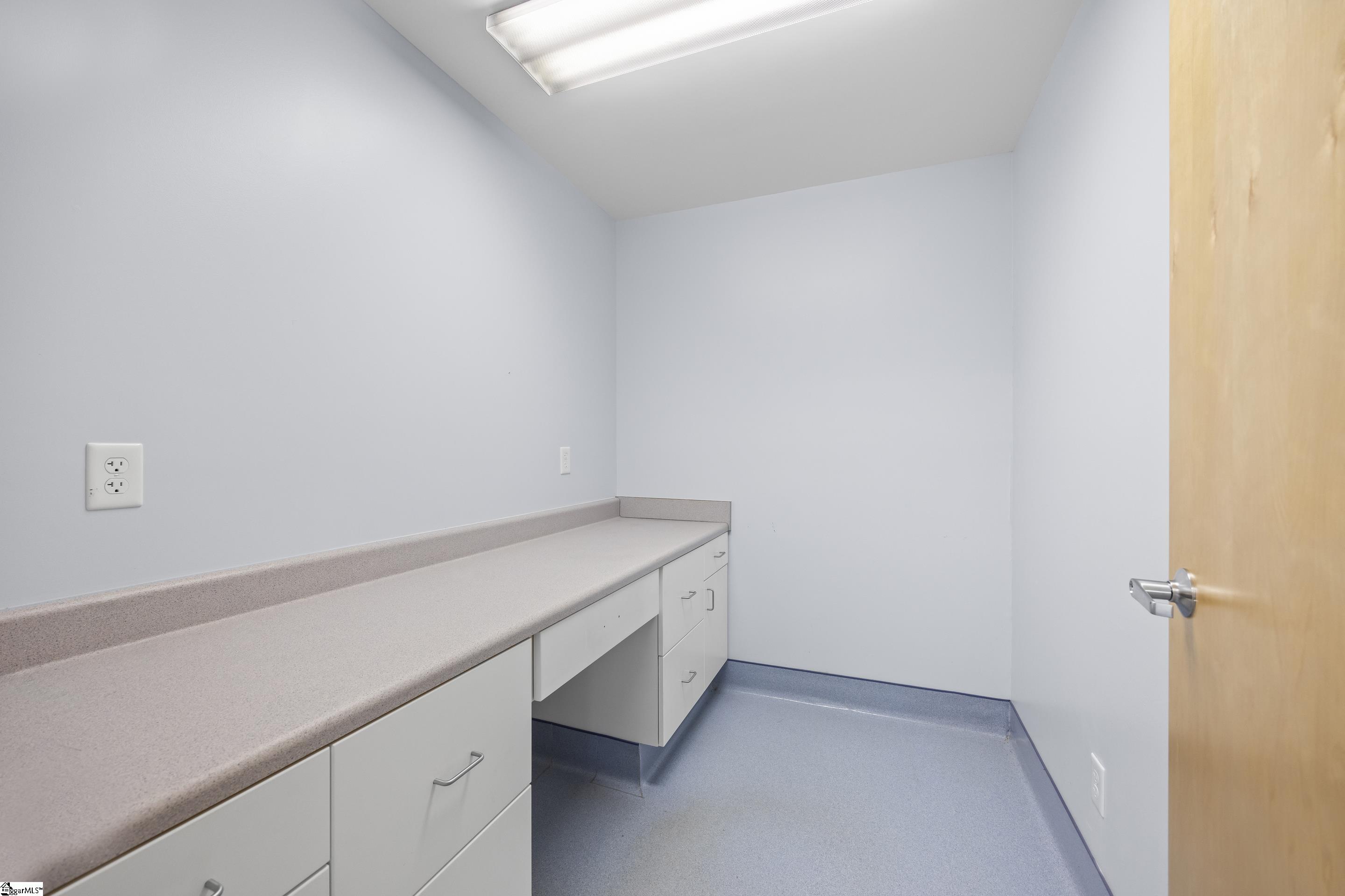 2525 Gentry Memorial Highway Pickens, SC 29671 - Photo 16 of 49