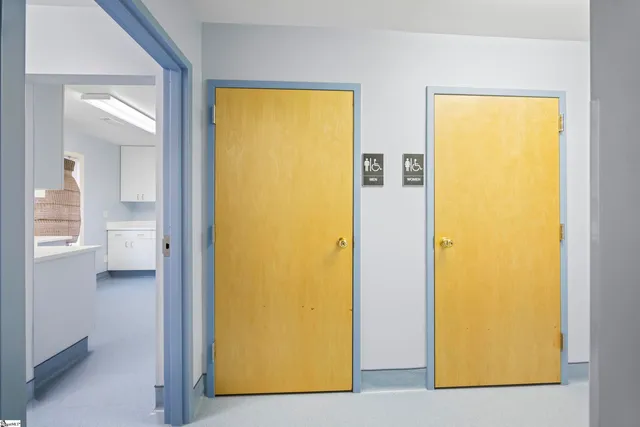 $310,000 | 2525 Gentry Memorial Highway, Pickens, SC 29671