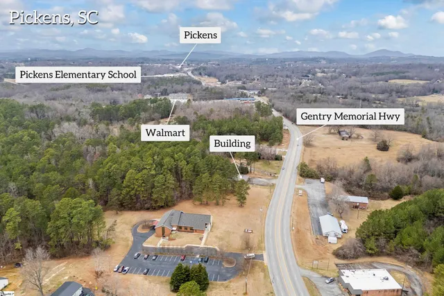 $310,000 | 2525 Gentry Memorial Highway, Pickens, SC 29671