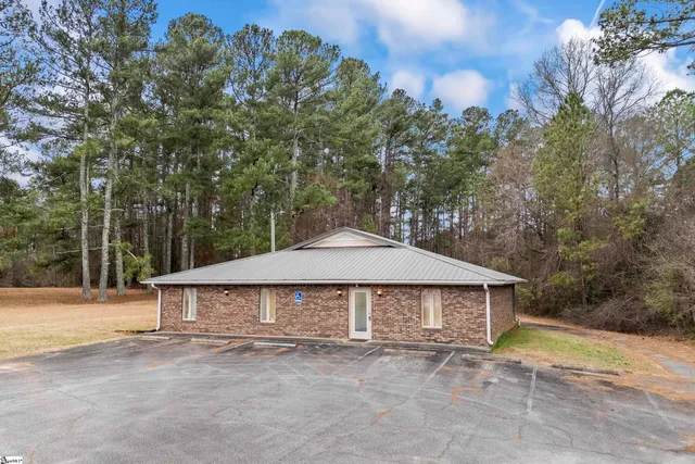 $310,000 | 2525 Gentry Memorial Highway, Pickens, SC 29671