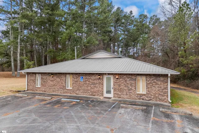 $310,000 | 2525 Gentry Memorial Highway, Pickens, SC 29671