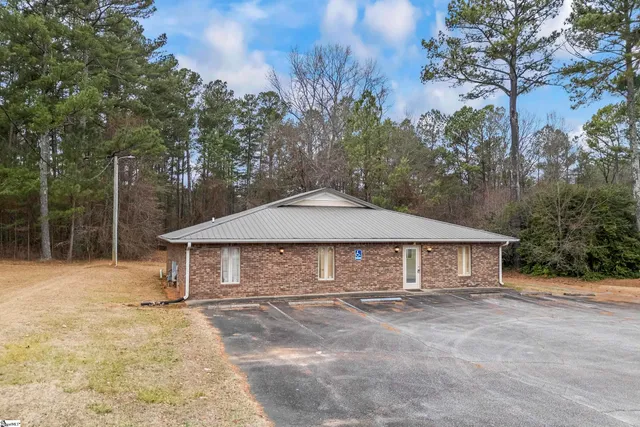 $310,000 | 2525 Gentry Memorial Highway, Pickens, SC 29671