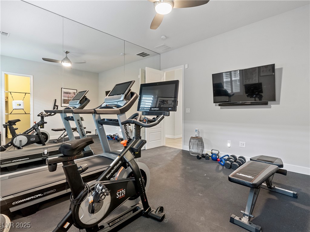 8775 Helena Avenue Las Vegas, NV 89129 - Photo 41 of 72 Workout area with ceiling fan