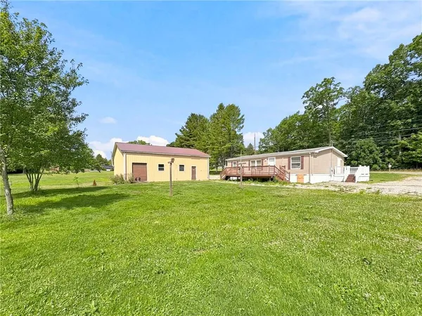 $215,000 | 108 Chalk Hill-Ohiopyle Road, Ohiopyle, PA 15470