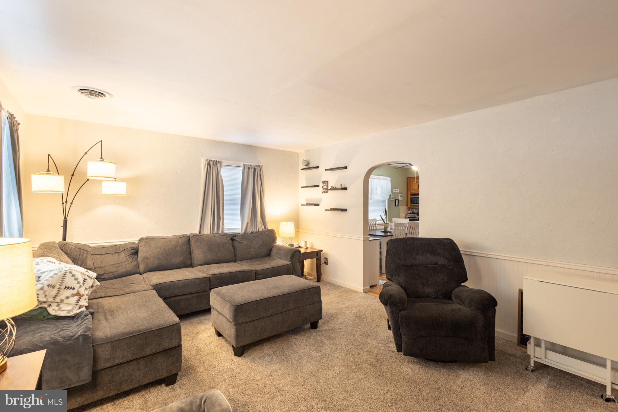 1421 Sandhill Road Lebanon, PA 17046 - Photo 4 of 36 Living room