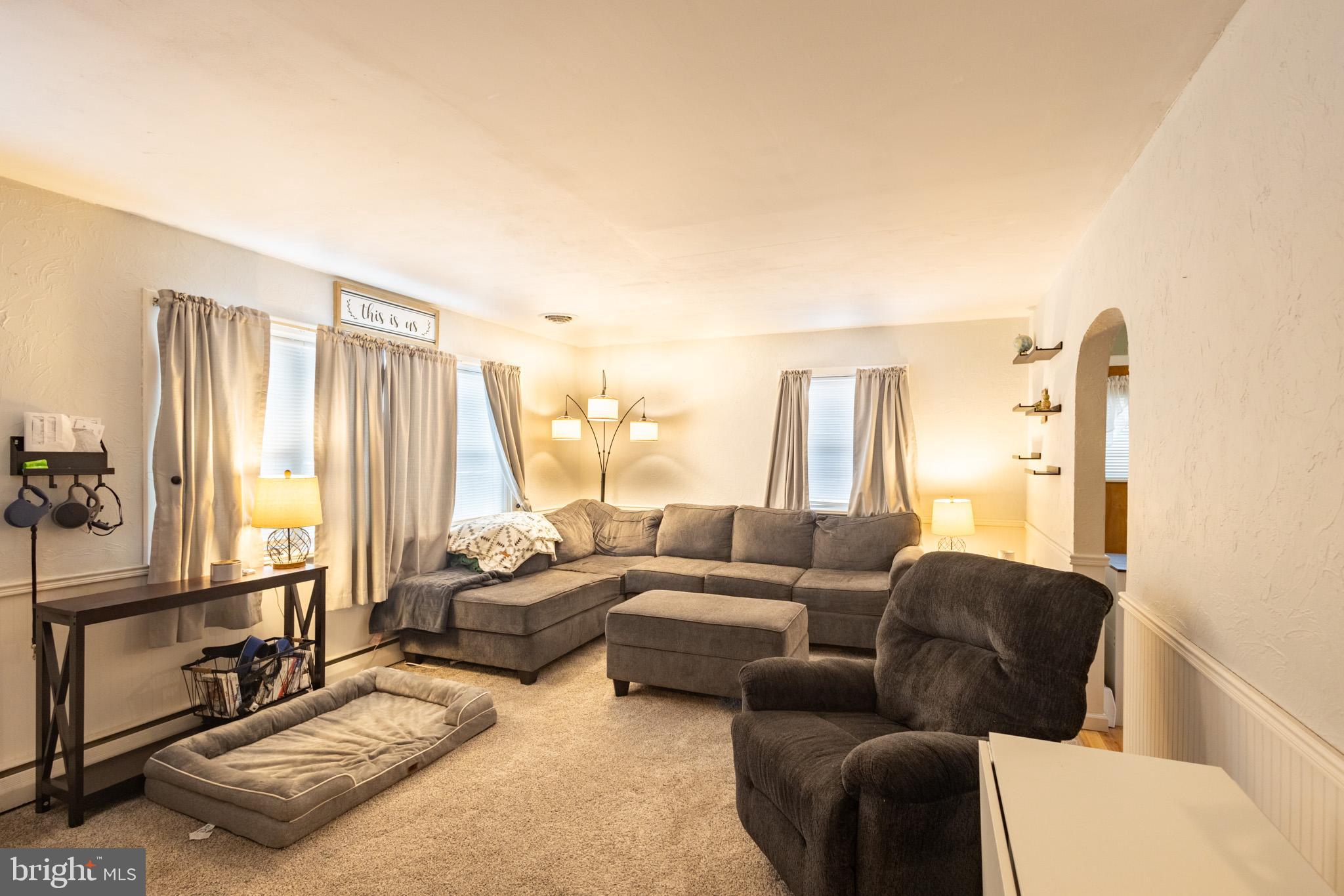 1421 Sandhill Road Lebanon, PA 17046 - Photo 6 of 36 Living room