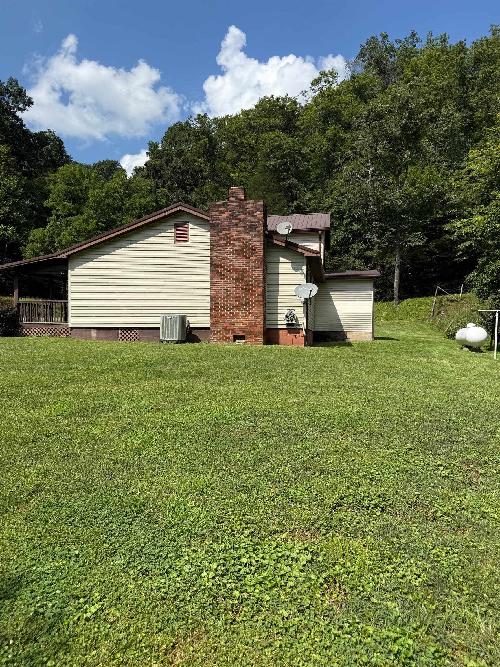 731 McComas Branch Road Milton, WV 25541 - Photo 24 of 31 Gallery Image 24