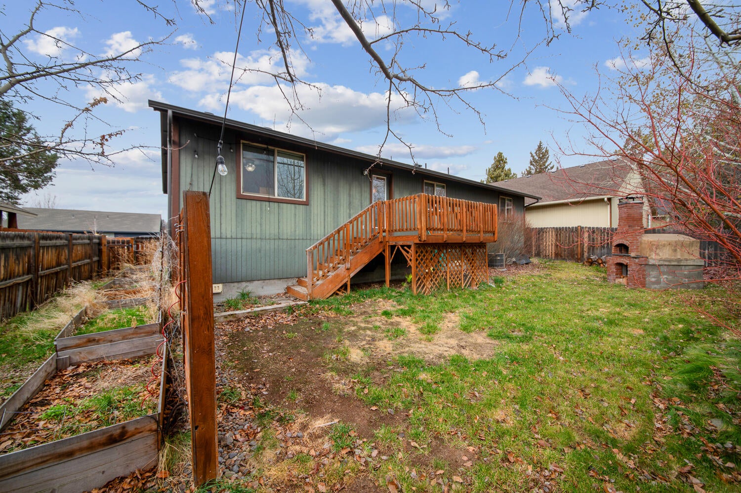 20558 Prospector Loop Bend, OR 97702 - Photo 26 of 35 Backyard