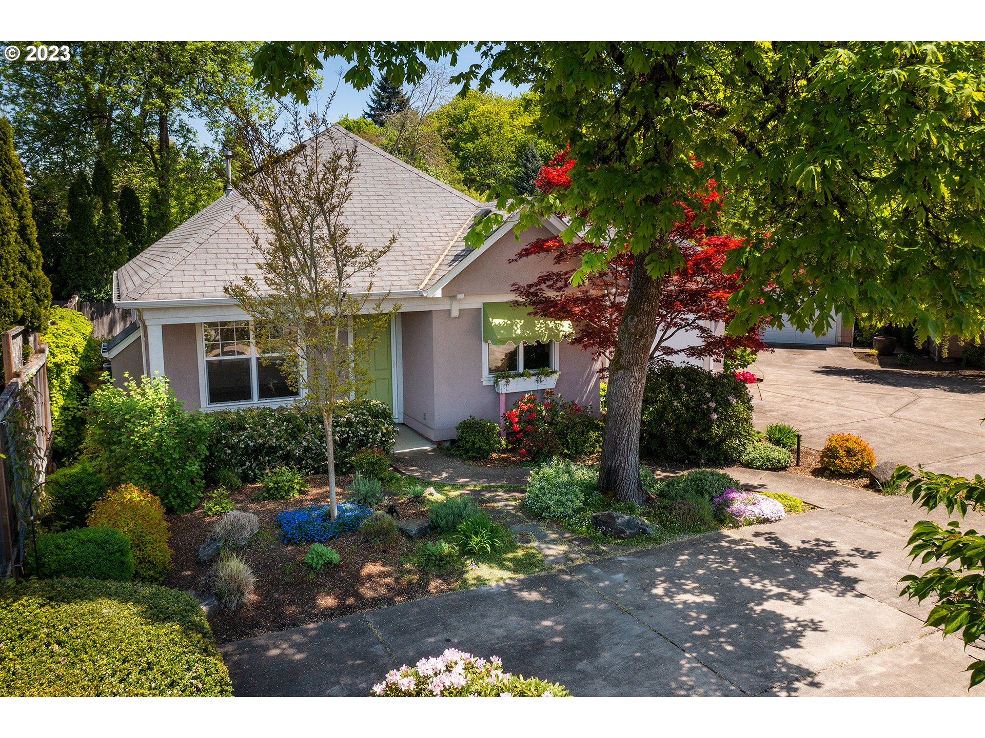 1318 Brickley Road Eugene, OR 97401 - Photo 1 of 32 Gallery Image 1