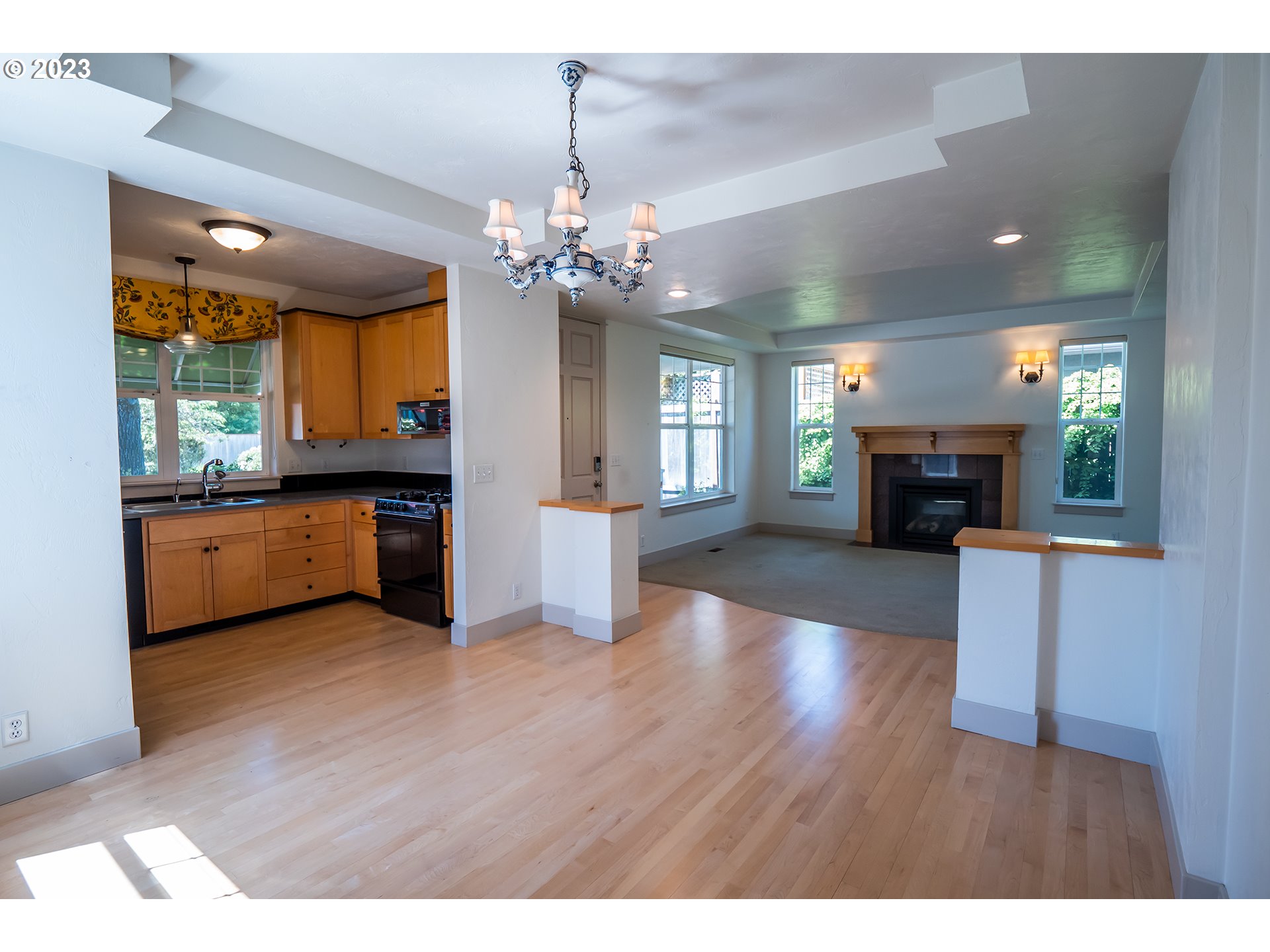 1318 Brickley Road Eugene, OR 97401 - Photo 5 of 32 Gallery Image 5