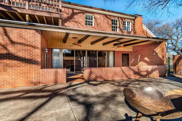 $749,000 | 2205 South Julian Boulevard, Amarillo, TX 79102