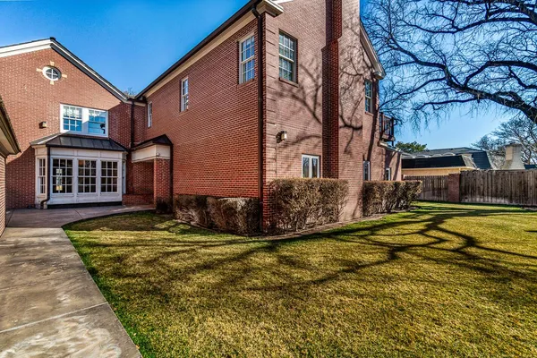 $749,000 | 2205 South Julian Boulevard, Amarillo, TX 79102