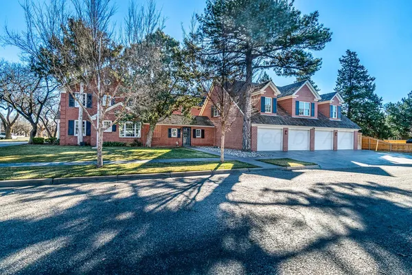 $749,000 | 2205 South Julian Boulevard, Amarillo, TX 79102