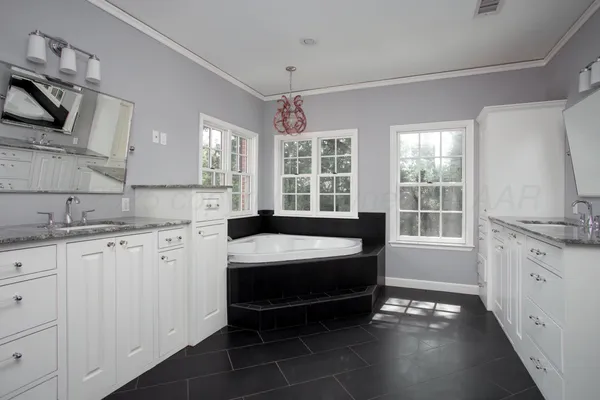 $849,000 | 2205 South Julian Boulevard, Amarillo, TX 79102