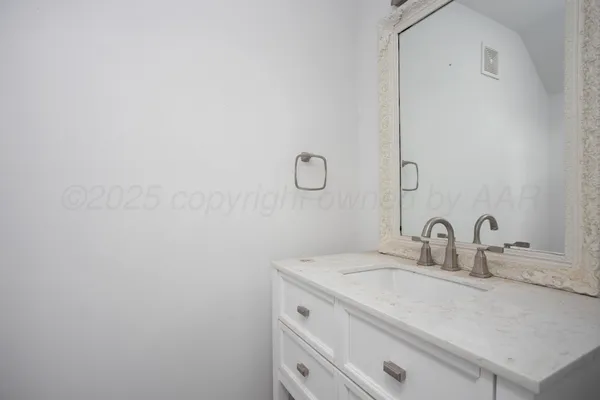 $849,000 | 2205 South Julian Boulevard, Amarillo, TX 79102