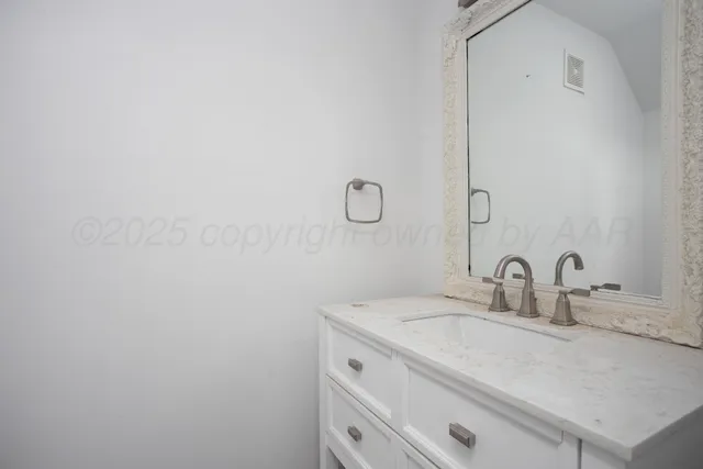 $849,000 | 2205 South Julian Boulevard, Amarillo, TX 79102