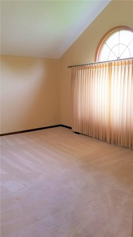 1703 Fox Ridge Drive, Unit 50 Springfield, OH 45503 - Photo 8 of 42
