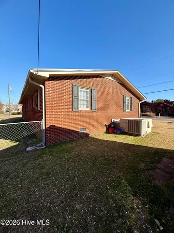 $238,000 | 200 1st Street, Williamston, NC 27892