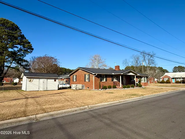 $238,000 | 200 1st Street, Williamston, NC 27892