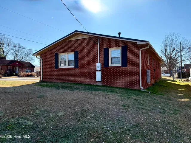 $238,000 | 200 1st Street, Williamston, NC 27892