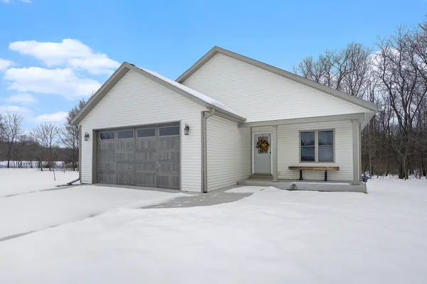 $297,000 | 217 Corwin Meadows Drive, Lawrence, MI 49064