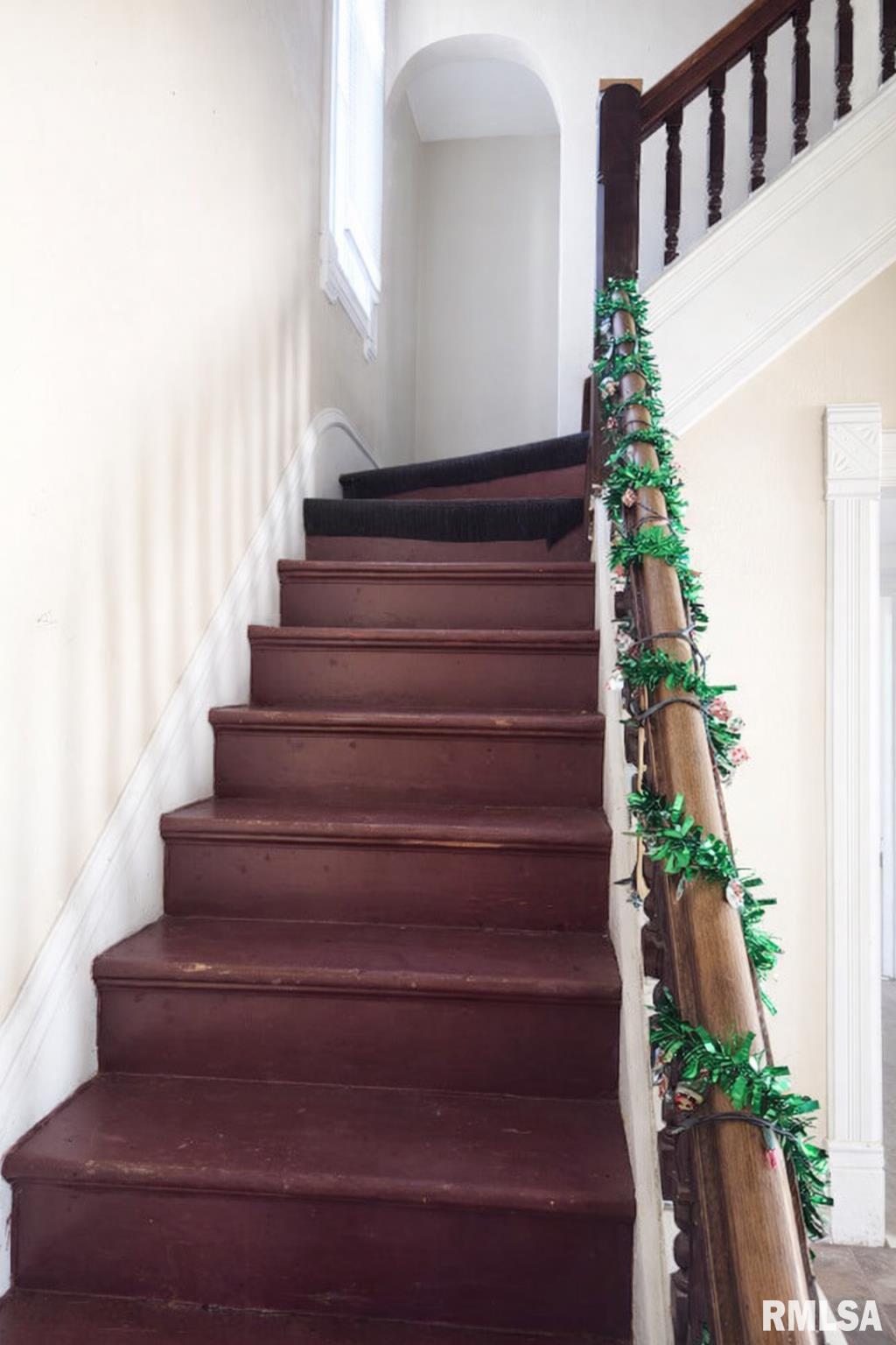 1212 North Sheridan Road Peoria, IL 61606 - Photo 3 of 11