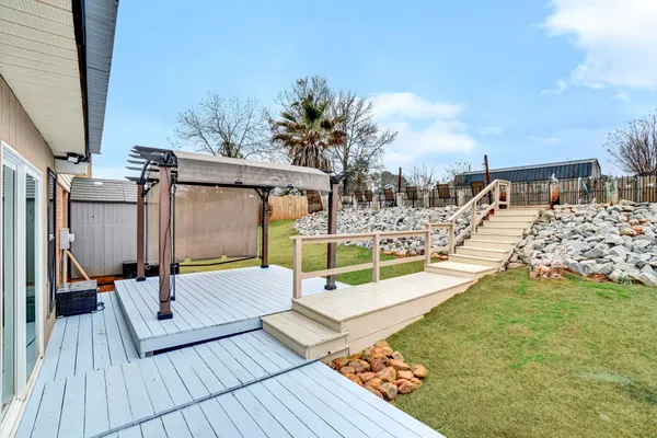 $315,999 | 1605 East Durst Avenue, Greenwood, SC 29649